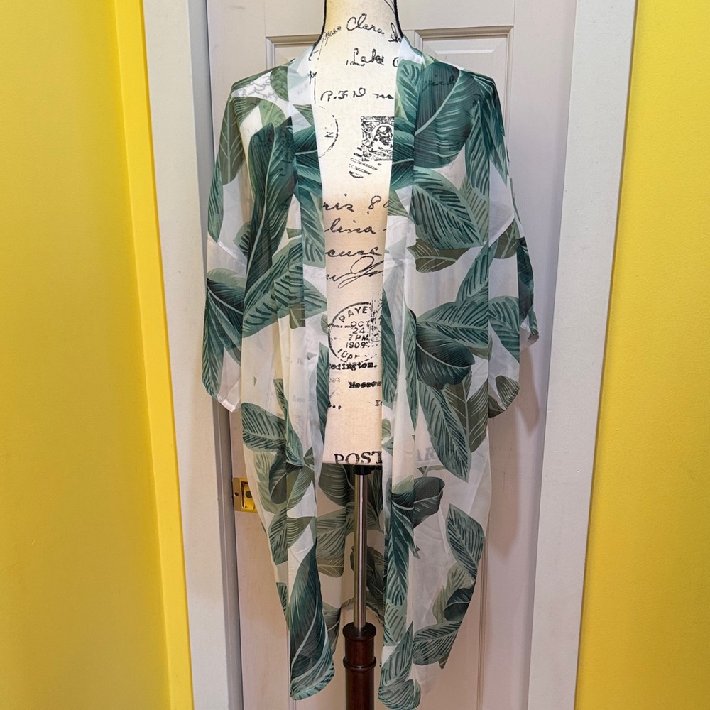 Avenue Green and White Sheer Kimono